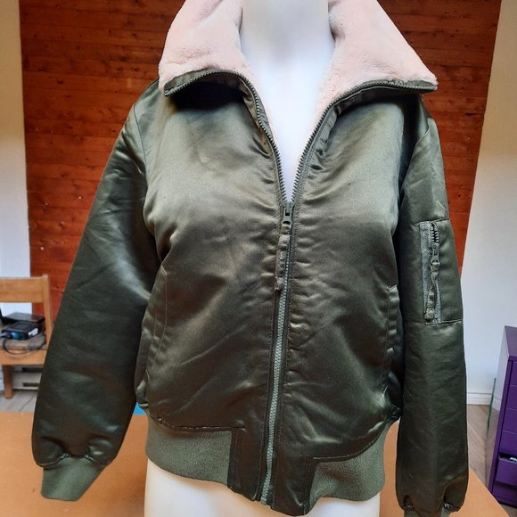 GAP kaki green bomber jacket - Picture 3 of 10